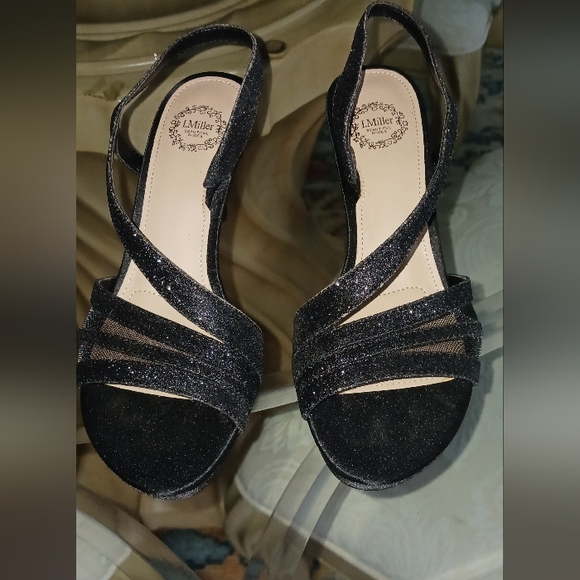 I Miller black embellish heels - Picture 5 of 7